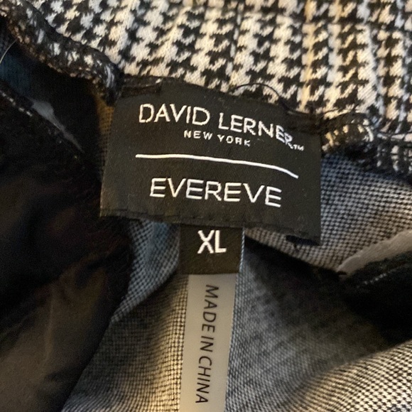 David Lerner x Evereve Slim Track Jogger with Trim Size XL Plaid Red Stripe L3 - Picture 6 of 9